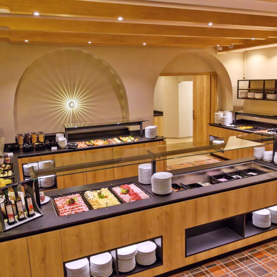 BERGlässig Hotel Bodenmais 004 | Buffet